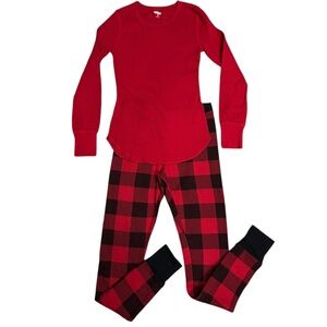 Old Navy Red Long Sleeve Crew Neck & Buffalo Plaid Pant 2 Piece Pyjama Set XS